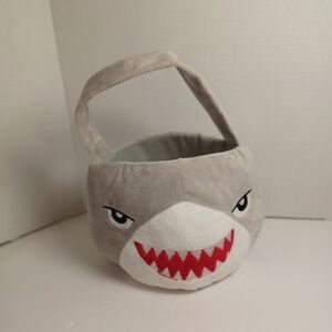 Shark Easter‎ / Halloween Basket - Plush Stuffed Animal / Kids Basket